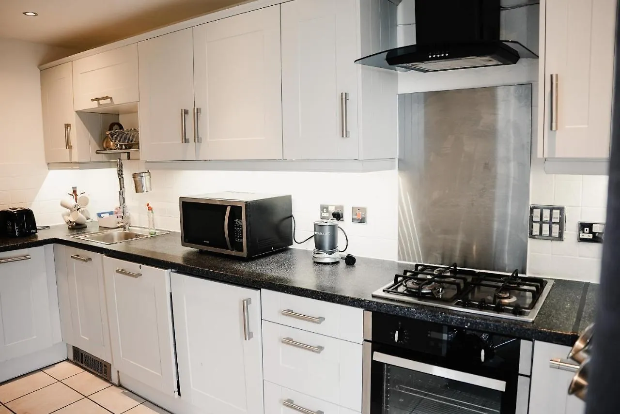 2 Bed River View Greenwich London Apartment