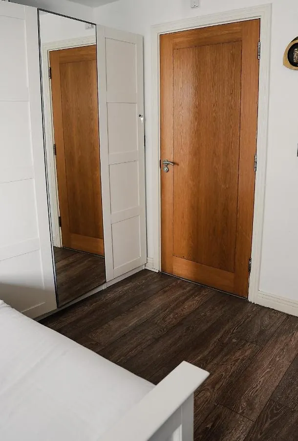 2 Bed River View Greenwich London